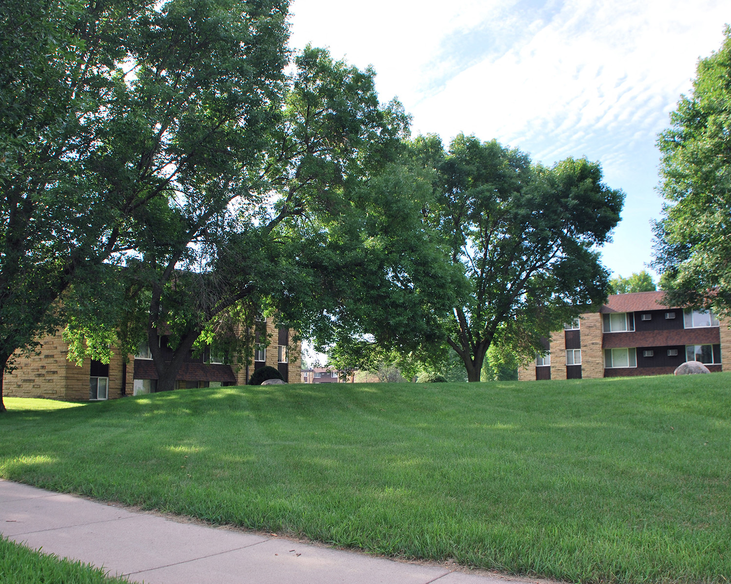 Photos and Video of Homestead Apartments in Mankato, MN